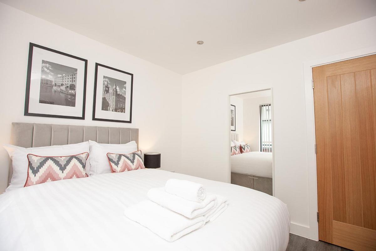 Sgt Peppers Mathew Street Apartments By Happy Days Liverpool Luaran gambar