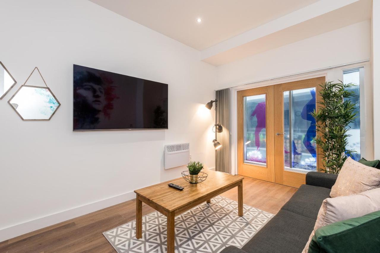 Sgt Peppers Mathew Street Apartments By Happy Days Liverpool Luaran gambar